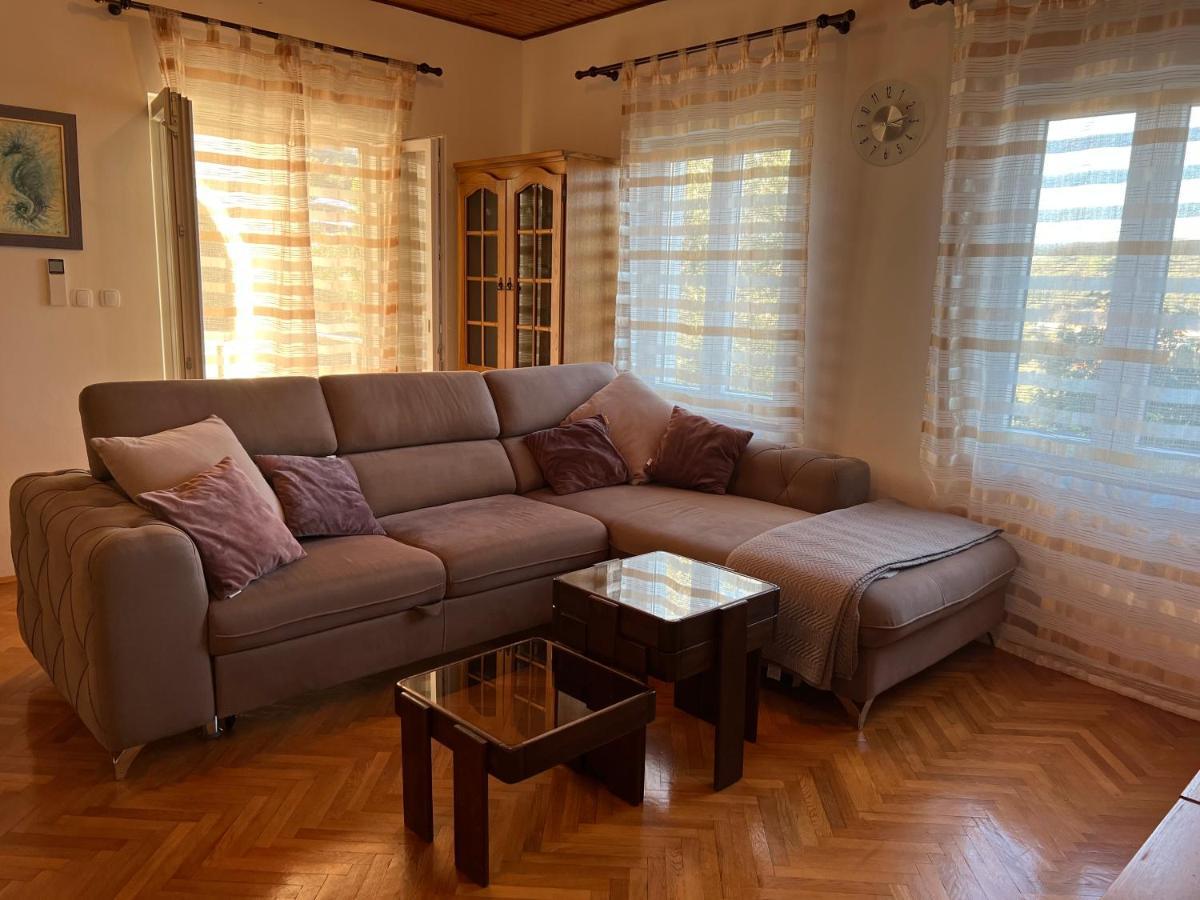 Apartmani Luka Zrnovo Kültér fotó
